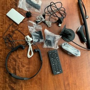 Sirius Stiletto accessories(battery, remote, mic)